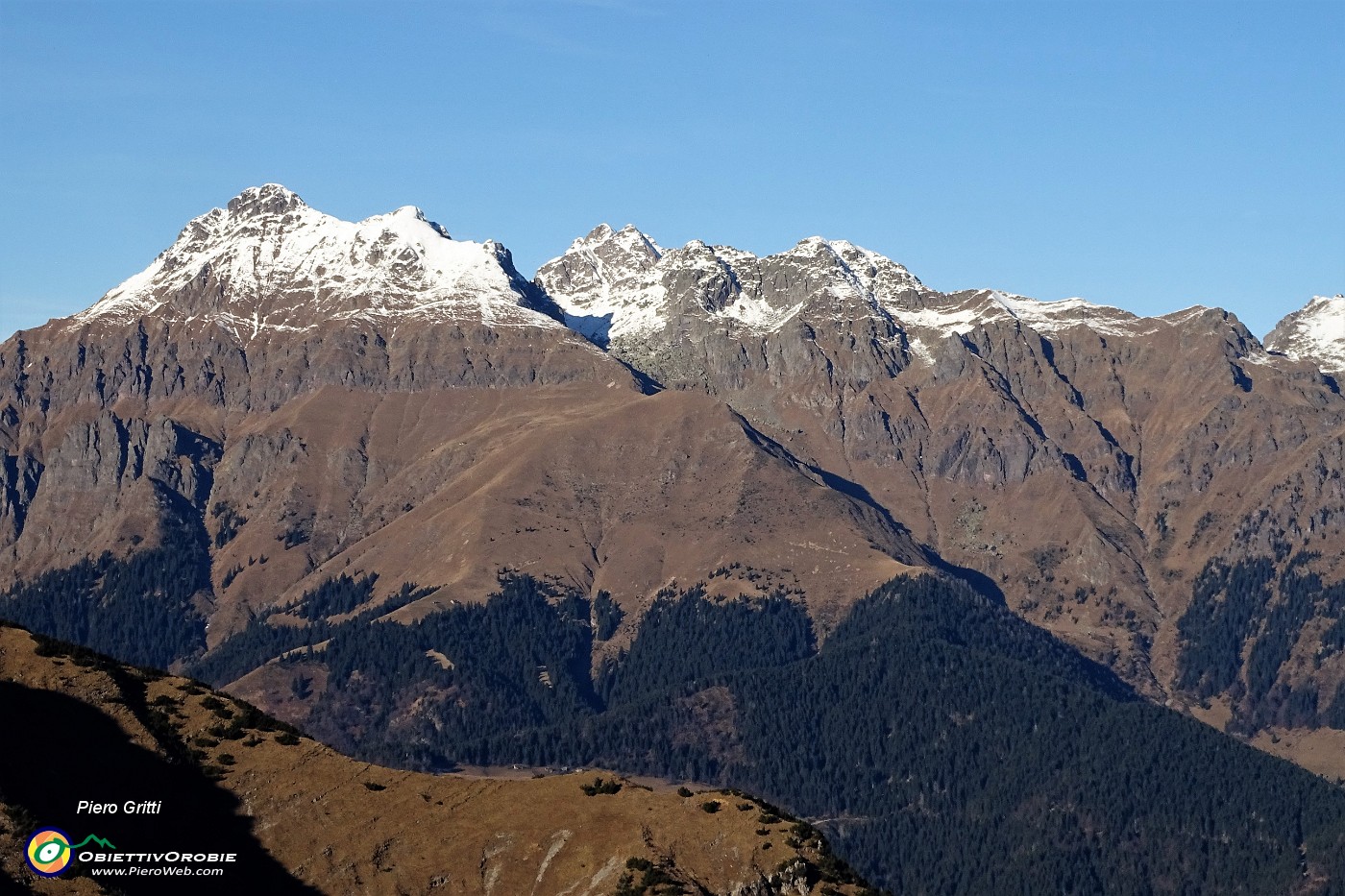 64 La lunga cresta sud-ovest del Tre Signori.JPG